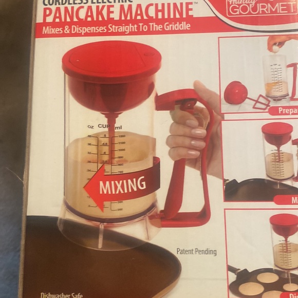 Cordless Pancake Machibe & Dispenser - Picture 3 of 4